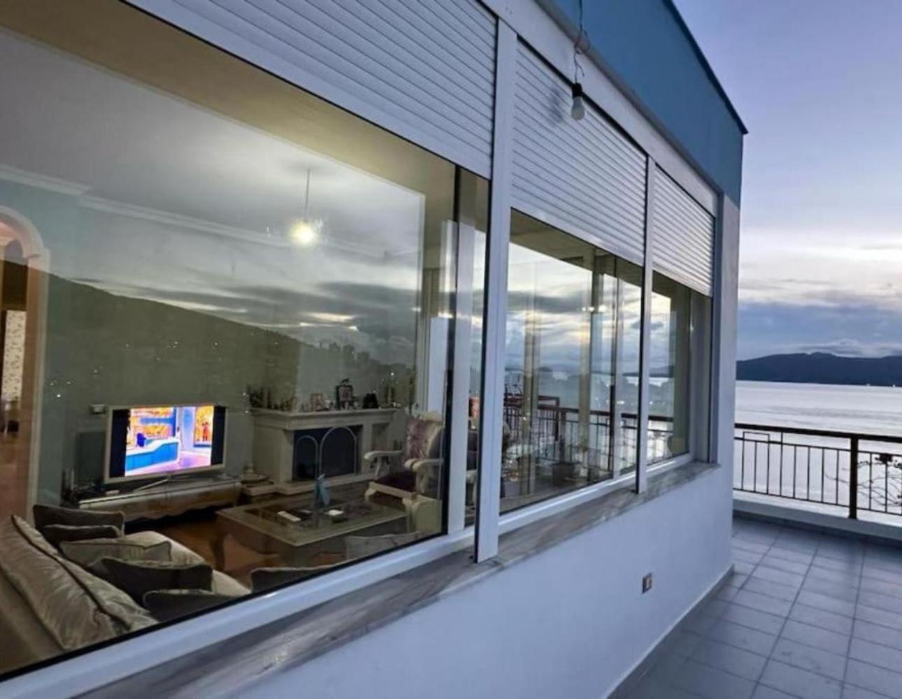 Apartment The Penthouse Sarande